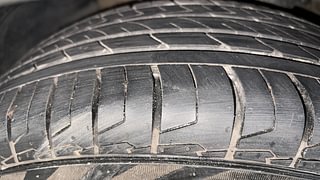 Used 2019 Hyundai Creta [2018-2020] 1.6 SX AT VTVT Petrol Automatic tyres LEFT FRONT TYRE TREAD VIEW