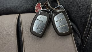 Used 2014 Hyundai Grand i10 [2013-2017] Sportz 1.2 Kappa VTVT Petrol Manual extra CAR KEY VIEW