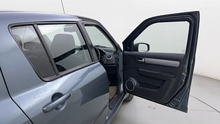 Used 2011 Maruti Suzuki Swift [2007-2011] VXi Petrol Manual interior RIGHT FRONT DOOR OPEN VIEW