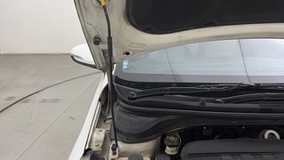 Used 2019 Hyundai Verna [2017-2020] 1.6 CRDI SX (O) AT Diesel Automatic engine ENGINE RIGHT SIDE HINGE & APRON VIEW