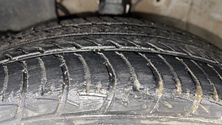 Used 2021 Maruti Suzuki Wagon R 1.0 [2019-2022] VXI (O) Petrol Manual tyres LEFT FRONT TYRE TREAD VIEW