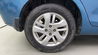 Used 2016 Maruti Suzuki Swift Dzire ZXI Petrol Manual tyres RIGHT REAR TYRE RIM VIEW