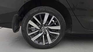 Used 2021 Honda City ZX CVT Petrol Automatic tyres RIGHT REAR TYRE RIM VIEW