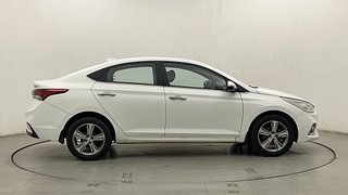 Used 2019 Hyundai Verna [2017-2020] 1.6 CRDI SX (O) AT Diesel Automatic exterior RIGHT SIDE VIEW