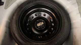 Used 2014 Hyundai i20 [2012-2014] Asta 1.2 Petrol Manual tyres SPARE TYRE VIEW