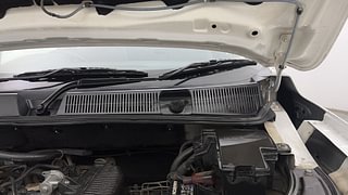 Used 2022 Renault Kiger RXT MT Petrol Manual engine ENGINE LEFT SIDE HINGE & APRON VIEW