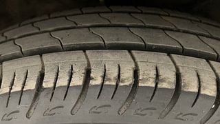 Used 2020 Maruti Suzuki Baleno [2019-2022] Delta Petrol Petrol Manual tyres RIGHT FRONT TYRE TREAD VIEW