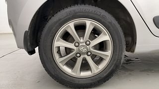 Used 2017 Hyundai Grand i10 Asta 1.1 CRDi Diesel Manual tyres RIGHT REAR TYRE RIM VIEW