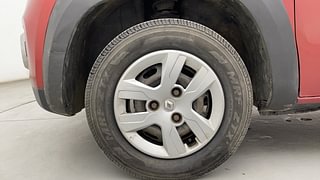 Used 2017 Renault Kwid [2015-2019] RXT Petrol Manual tyres LEFT FRONT TYRE RIM VIEW