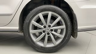Used 2020 volkswagen Vento Highline Plus 1.0L TSI Petrol AT Petrol Automatic tyres LEFT REAR TYRE RIM VIEW