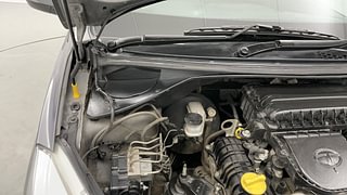 Used 2019 Tata Tiago [2016-2020] Revotron XZ Petrol Manual engine ENGINE RIGHT SIDE HINGE & APRON VIEW