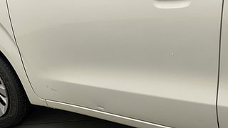 Used 2021 Maruti Suzuki Wagon R 1.0 [2019-2022] VXI (O) Petrol Manual dents MINOR DENT