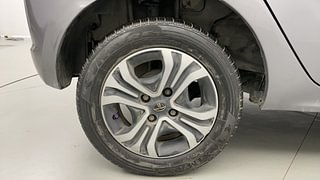 Used 2019 Tata Tiago [2016-2020] Revotron XZ Petrol Manual tyres RIGHT REAR TYRE RIM VIEW