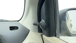 Used 2014 Maruti Suzuki Celerio VXI AMT Petrol Automatic top_features Adjustable ORVM