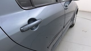 Used 2011 Maruti Suzuki Swift [2007-2011] VXi Petrol Manual dents MINOR DENT