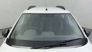 Used 2019 Renault Kwid [2017-2019] RXT 1.0 SCE Special (O) Petrol Manual exterior FRONT WINDSHIELD VIEW
