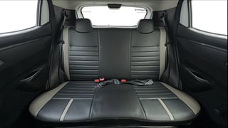 Used 2019 Renault Kwid [2017-2019] RXT 1.0 SCE Special (O) Petrol Manual interior REAR SEAT CONDITION VIEW