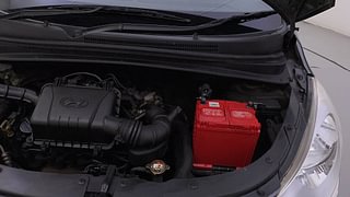 Used 2015 Hyundai i10 magna 1.1 Petrol Manual engine ENGINE LEFT SIDE HINGE & APRON VIEW