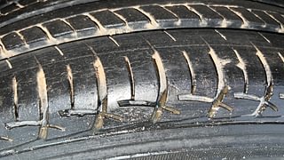 Used 2016 Maruti Suzuki Swift Dzire ZXI Petrol Manual tyres RIGHT REAR TYRE TREAD VIEW