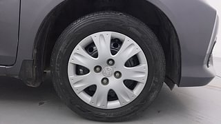 Used 2018 Honda Amaze 1.2 S (O) Petrol Manual tyres RIGHT FRONT TYRE RIM VIEW