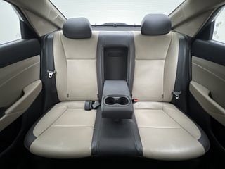 Used 2019 Hyundai Verna [2017-2020] 1.6 CRDI SX (O) AT Diesel Automatic interior REAR SEAT CONDITION VIEW