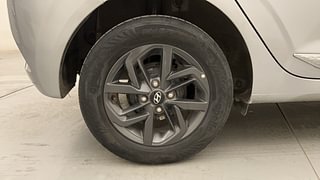 Used 2021 Hyundai Grand i10 Nios Sportz 1.2 Kappa VTVT CNG Petrol+cng Manual tyres RIGHT REAR TYRE RIM VIEW
