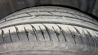 Used 2021 Renault Kiger RXZ Turbo CVT Petrol Automatic tyres RIGHT REAR TYRE TREAD VIEW