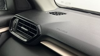 Used 2024 Maruti Suzuki Grand Vitara Alpha Plus Intelligent Hybrid eCVT Hybrid Automatic top_features Airbags