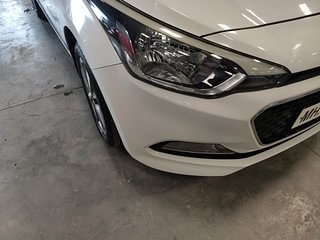 Used 2014 Hyundai i20 [2012-2014] Asta 1.2 Petrol Manual dents MINOR SCRATCH