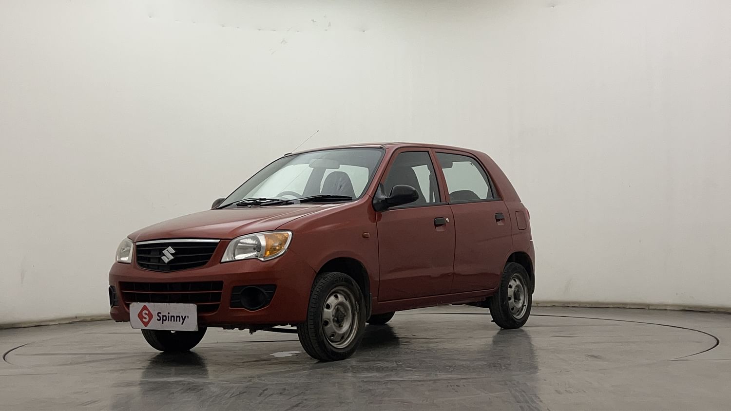 LEFT FRONT CORNER VIEW