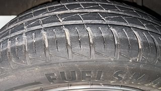 Used 2022 Renault Kwid CLIMBER 1.0 AMT Opt Petrol Automatic tyres RIGHT REAR TYRE TREAD VIEW