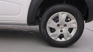 Used 2020 Renault Kwid 1.0 RXL AMT Petrol Automatic tyres LEFT REAR TYRE RIM VIEW