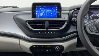 Used 2022 Tata Altroz XM Plus 1.2 Petrol Manual interior MUSIC SYSTEM & AC CONTROL VIEW