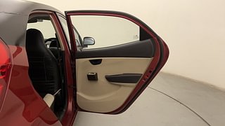 Used 2015 Hyundai Eon [2011-2018] Magna + 1.0 Petrol Manual interior RIGHT REAR DOOR OPEN VIEW