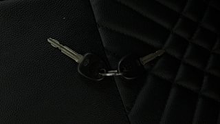 Used 2018 Hyundai Eon [2011-2018] Era + (O) Petrol Manual extra CAR KEY VIEW