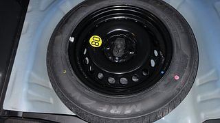 Used 2019 maruti-suzuki Baleno Alpha CVT Petrol Petrol Automatic tyres SPARE TYRE VIEW