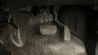 Used 2016 Maruti Suzuki Wagon R 1.0 [2015-2019] VXI AMT Petrol Automatic interior PEDALS VIEW