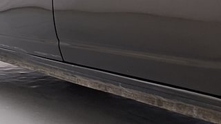 Used 2022 Renault Kwid 1.0 RXT AMT SCE Petrol Automatic dents MINOR SCRATCH