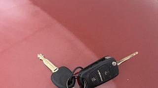 Used 2013 Hyundai i10 [2010-2016] Asta AT with Sunroof Petrol Petrol Automatic extra CAR KEY VIEW