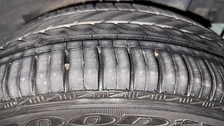 Used 2015 Hyundai Grand i10 Asta AT 1.2 Kappa VTVT Petrol Automatic tyres LEFT REAR TYRE TREAD VIEW