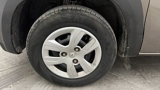 Used 2017 Renault Kwid [2017-2019] RXT 1.0 SCE Special Petrol Manual tyres LEFT FRONT TYRE RIM VIEW