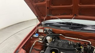 Used 2011 Maruti Suzuki Alto K10 [2010-2014] LXi Petrol Manual engine ENGINE RIGHT SIDE HINGE & APRON VIEW