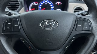 Used 2017 Hyundai Xcent [2017-2019] S AT Petrol Petrol Automatic top_features Steering mounted controls