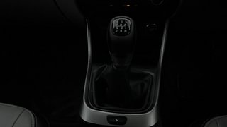 Used 2021 Tata Altroz XZ 1.2 Petrol Manual interior GEAR  KNOB VIEW