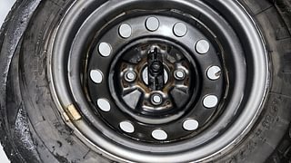 Used 2018 Hyundai Eon [2011-2018] Era + (O) Petrol Manual tyres SPARE TYRE VIEW