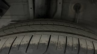 Used 2020 Hyundai Elite i20 [2018-2020] Sportz Plus 1.4 CRDI Diesel Manual tyres RIGHT REAR TYRE TREAD VIEW