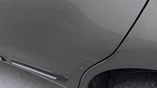 Used 2022 Maruti Suzuki Swift VXI Petrol Manual dents MINOR DENT
