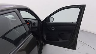 Used 2018 Renault Kwid [2017-2019] RXT 1.0 SCE Special (O) Petrol Manual interior RIGHT FRONT DOOR OPEN VIEW
