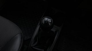 Used 2012 Hyundai Eon [2011-2018] Magna Petrol Manual interior GEAR  KNOB VIEW