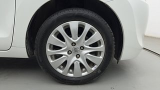 Used 2015 Maruti Suzuki Baleno [2015-2019] Alpha Petrol Petrol Manual tyres RIGHT FRONT TYRE RIM VIEW
